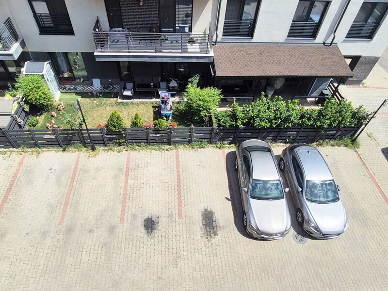 Doua camere, ap. superb mobilat, parcare, 8 minute metrou Nicolae Teclu, comision 0%